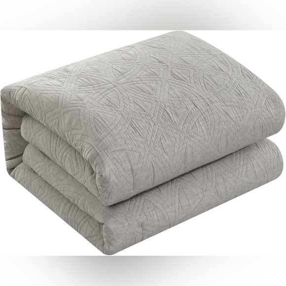 New York and Company Artista Queen Comforter Set Grey 5 Piece Jacquard Brand New - Picture 3 of 7